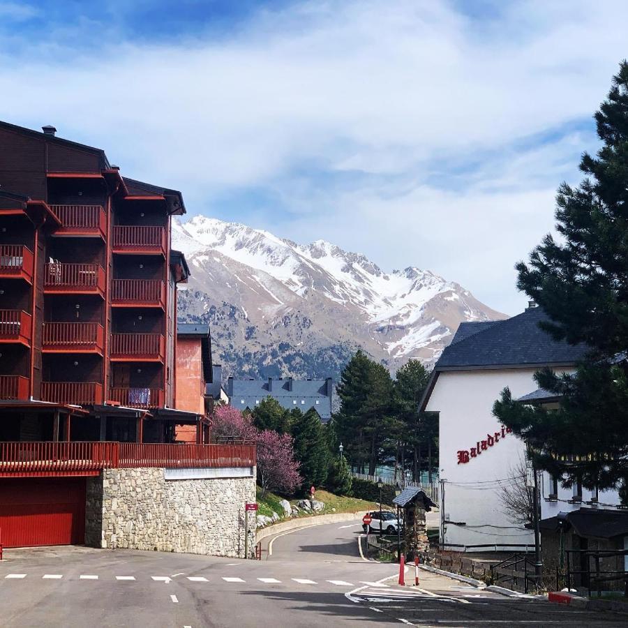 Apartamentos Formigal - Admite Mascotas - Exterior photo